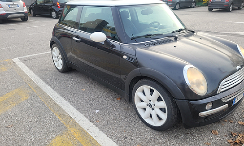 Mini Cooper 1.6...