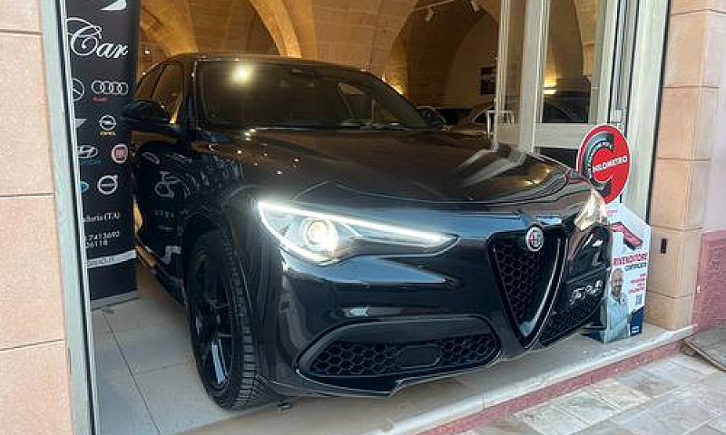 Alfa Romeo Stelvio V...