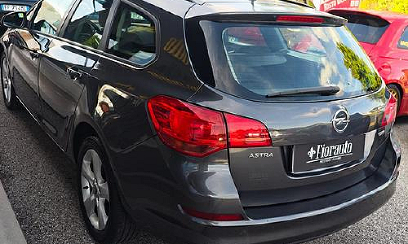 Opel Astra 1.7 Cdti ...