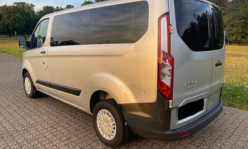 Ford Tourneo Custom ...