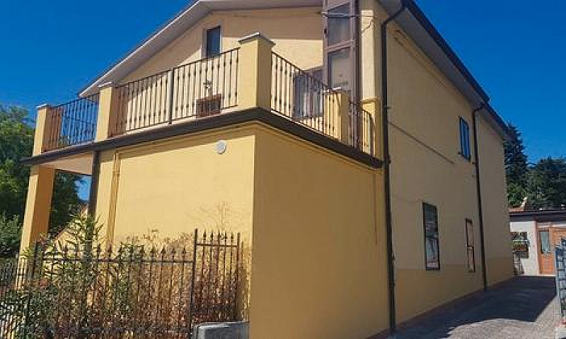 Casa Indipendente Di...