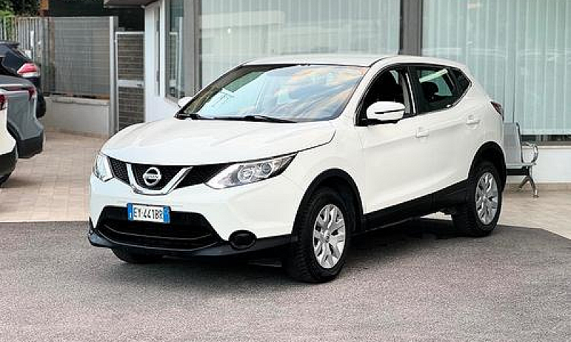 Nissan Qashqai 1.5 D...