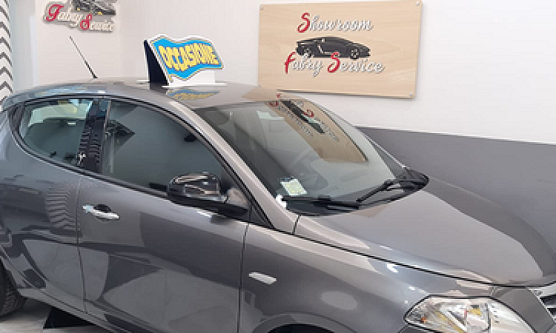 Lancia Ypsilon Anno,...