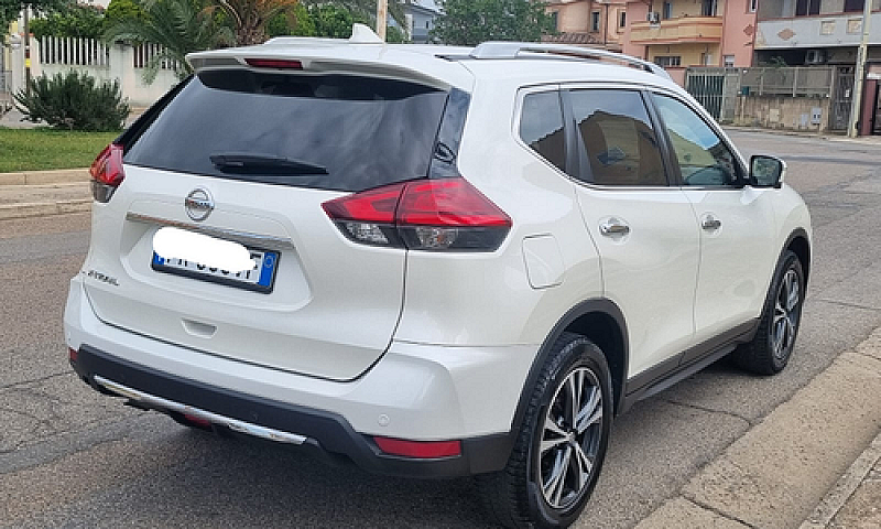 Nissan X-Trail...