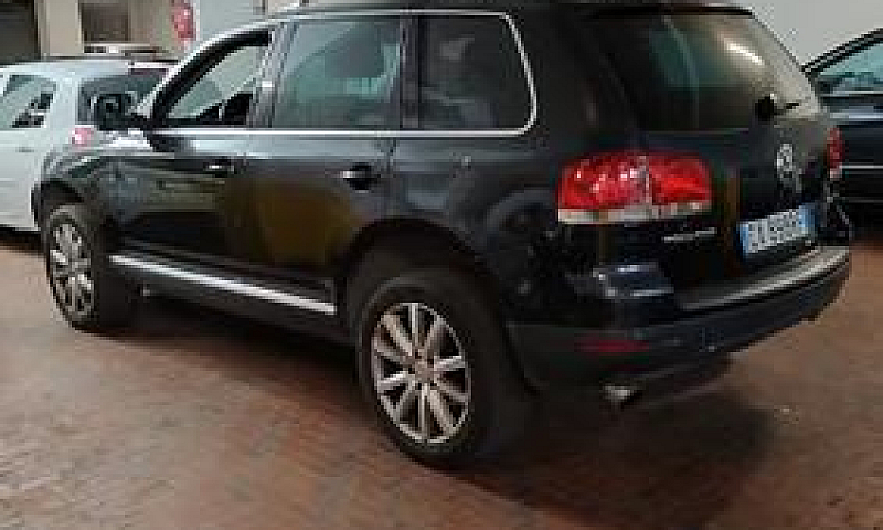 Volkswagen Touareg -...