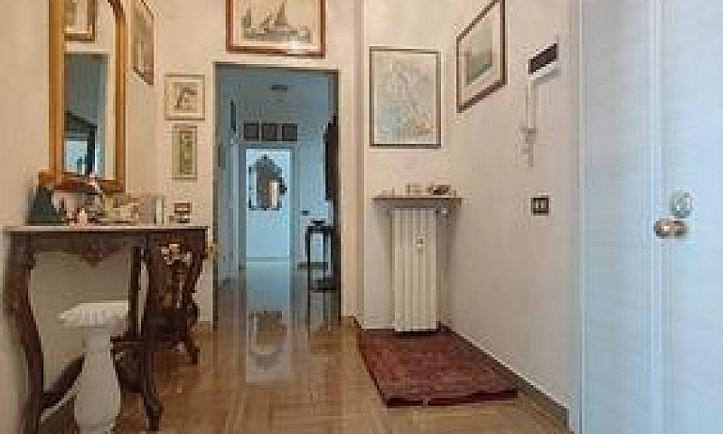 Elegante Appartament...