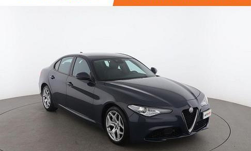 Alfa Romeo Giulia Fx...
