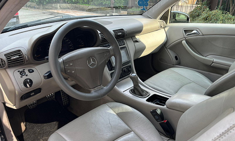 Mercedes Sport Coupé...