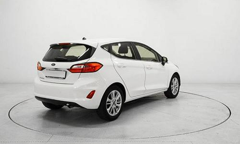 Ford Fiesta Fiesta 1...