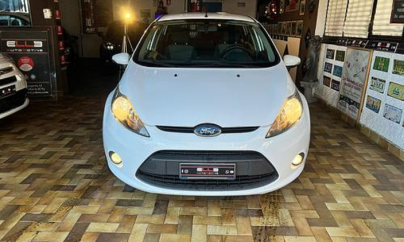 Ford Fiesta 1.4 5 Po...