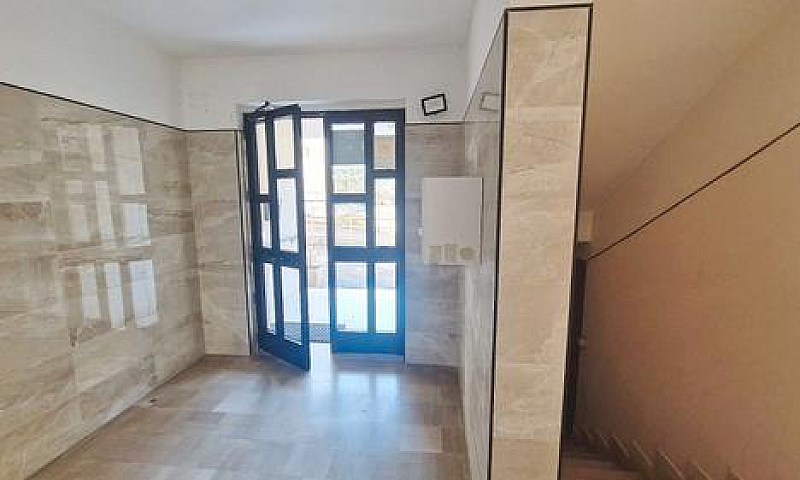 Via Degli Oleandri A...