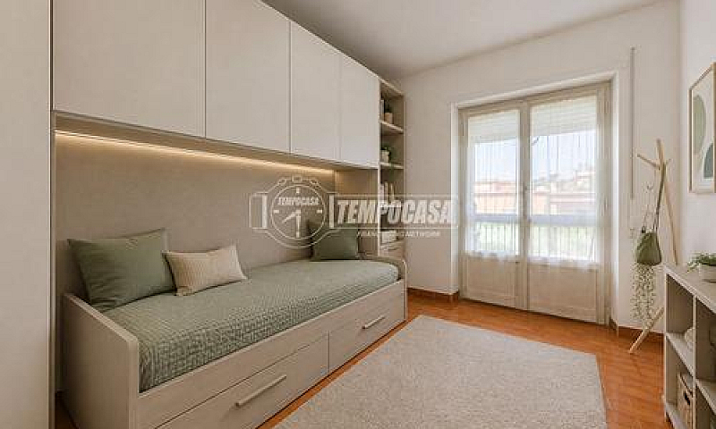 Trilocale Con Balcon...