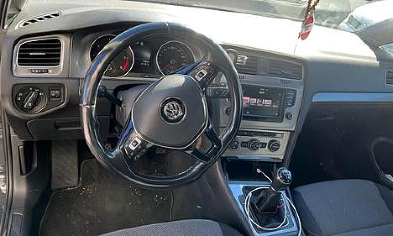Volkswagen Golf 1.6 ...