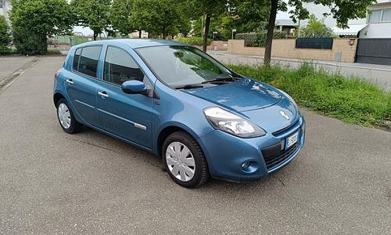 Renault Clio 1.2 16V...