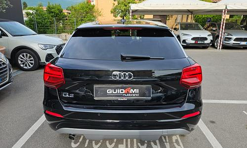 Audi Q2 30 Tdi Busin...