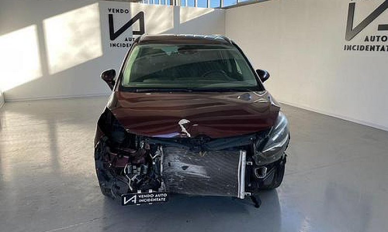 Opel Zafira Tourer 1...