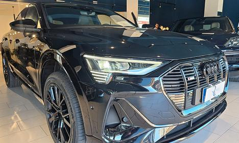 Audi Q8 E-Tron Spb 5...
