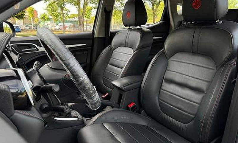 Mg Zs 1.5 Classic Lu...