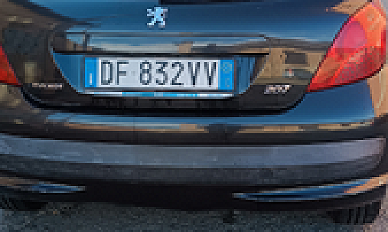 Peugeot 207 1.4 8 V ...