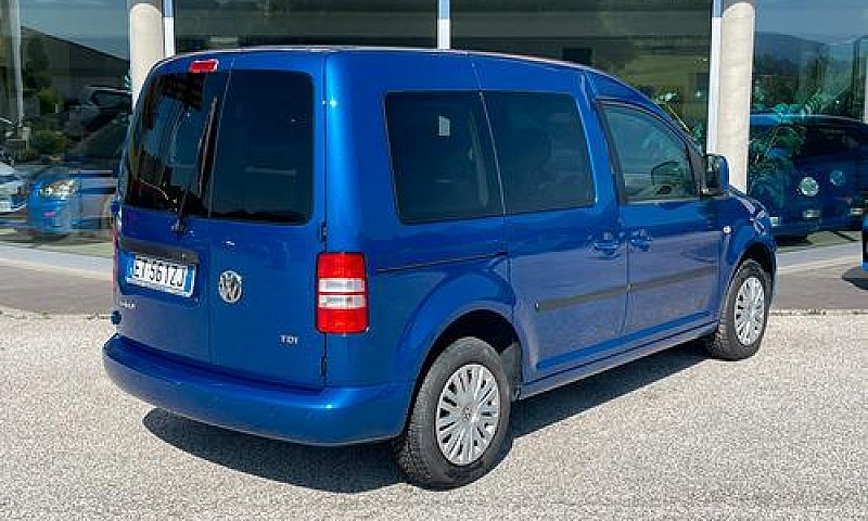 Volkswagen Caddy 1.6...