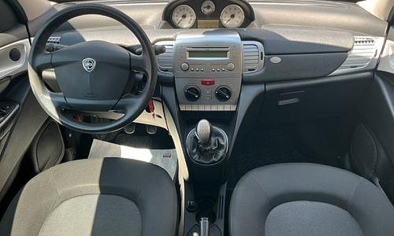 Lancia Ypsilon 1.3 M...