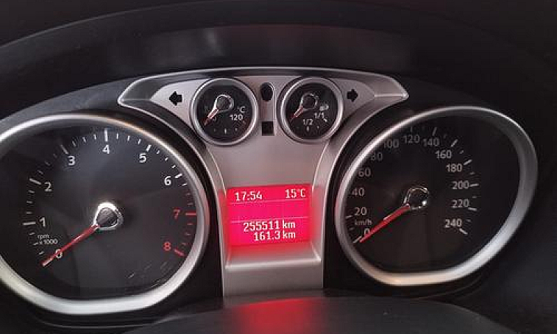 Ford Focus 2.0 (145C...