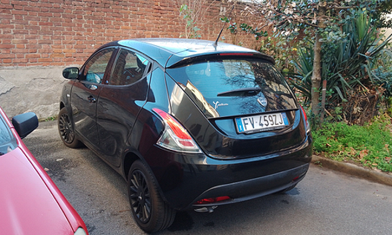 Lancia Ypsilon Gpl...