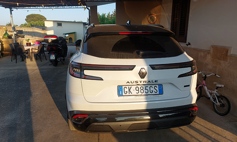 Renault Austral...