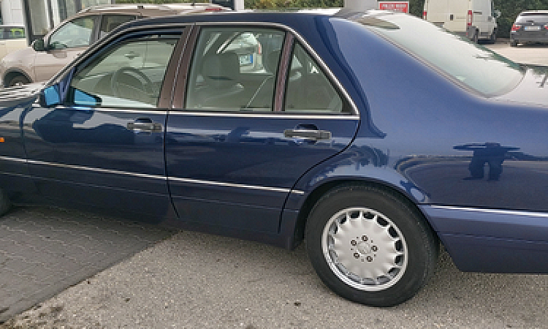 Mercedes S 320...