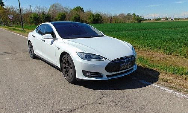 Tesla Model S 85Kwh ...