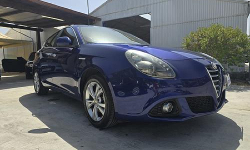 Alfa Romeo Giulietta...