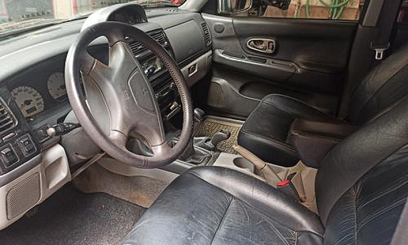 Mitsubishi Pajero Sp...