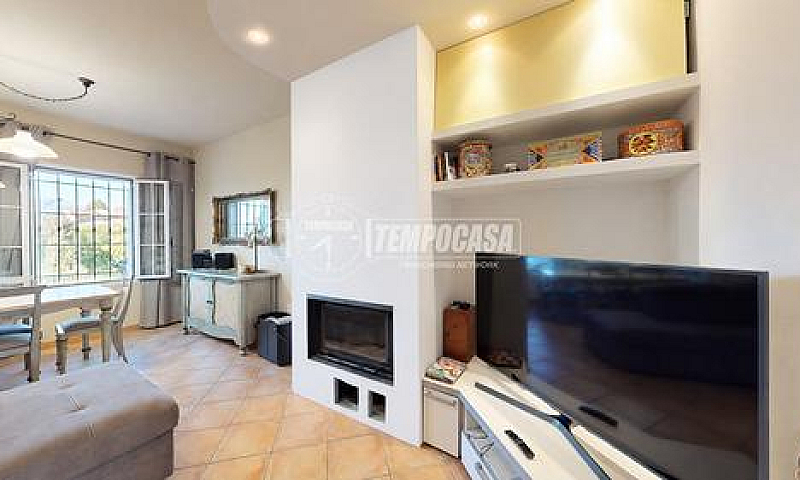 Rif: V021 Casa Semi-...