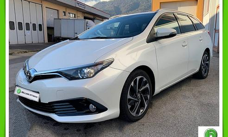 Toyota Auris Touring...