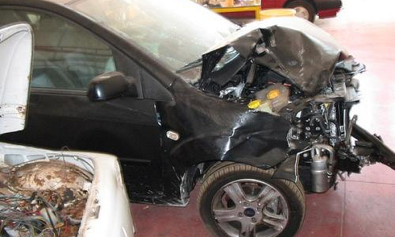 Ford Fiesta 1.4 Tdci...