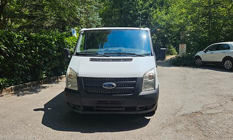 Ford 9 Posti...