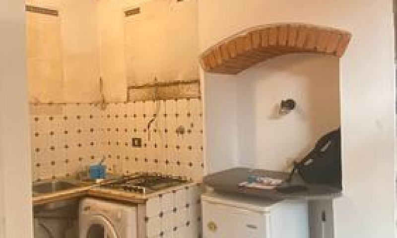Appartamento Con Cor...
