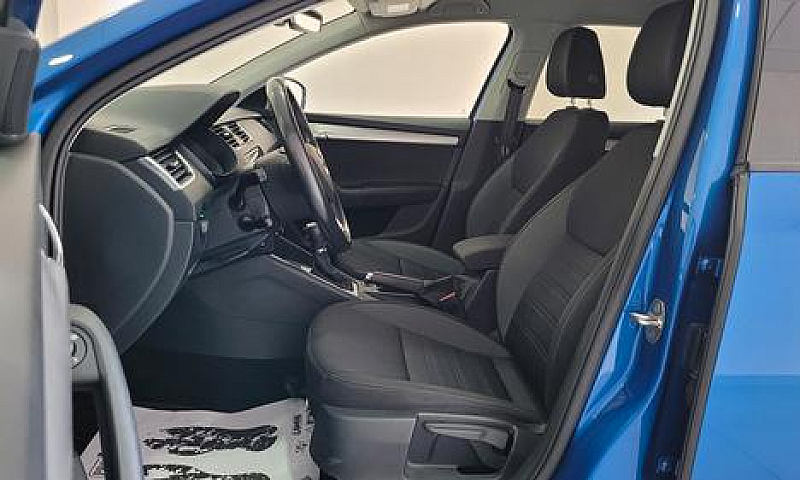 Skoda Octavia 1.5 Ds...