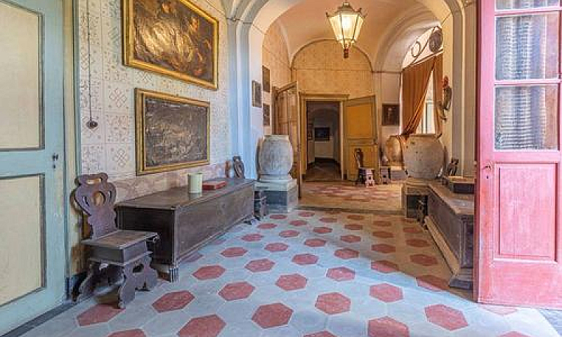 Palazzo / Stabile Di...