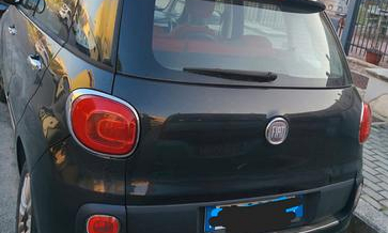 Fiat  500L...