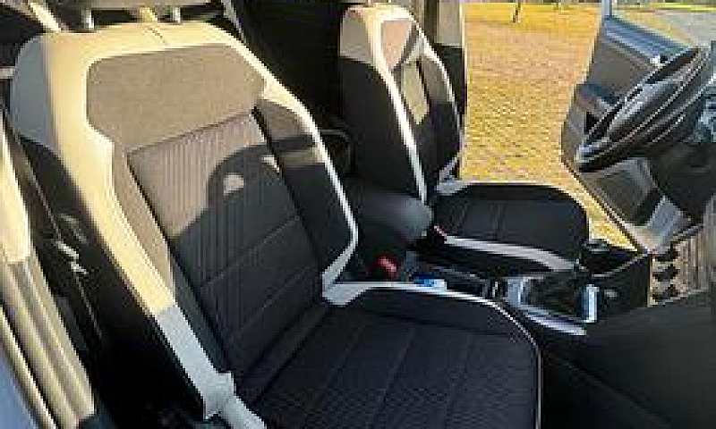 Volkswagen T-Roc - 2...