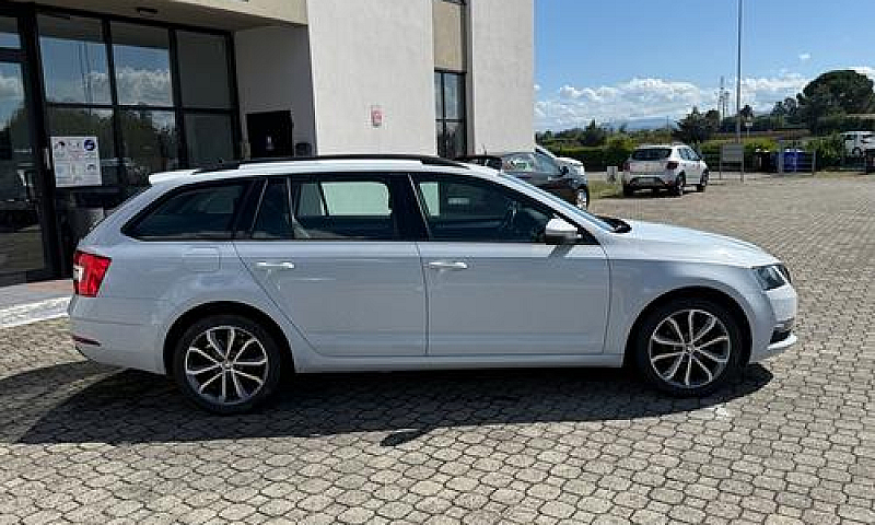 Skoda Octavia 1.6 Td...