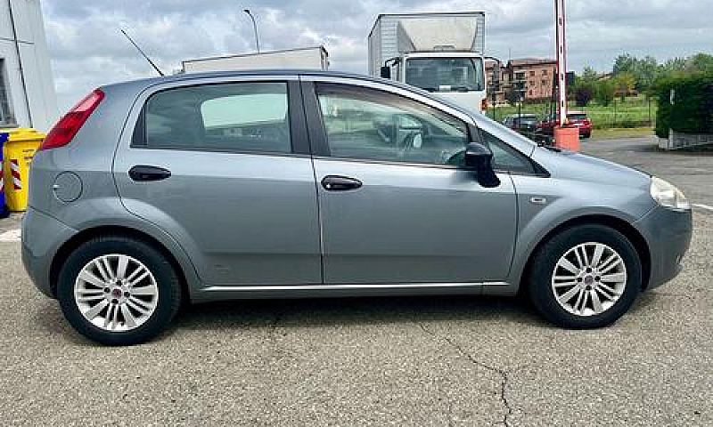 Fiat Grande Punto 1....