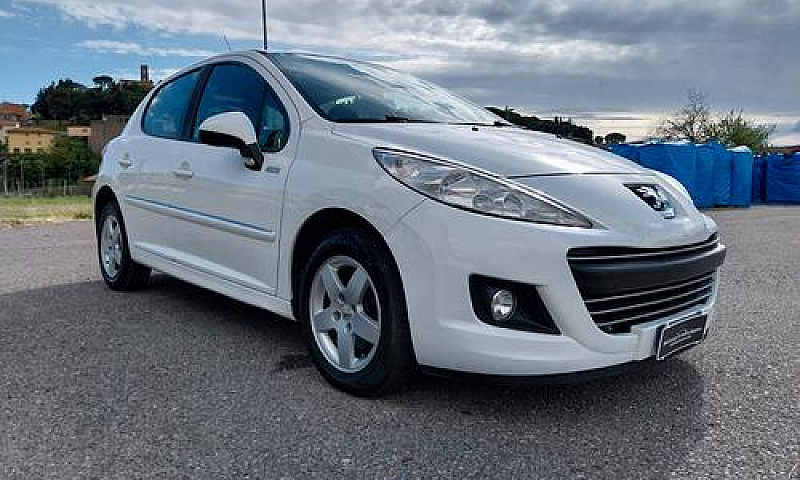 Peugeot 207 1.4 Vti ...