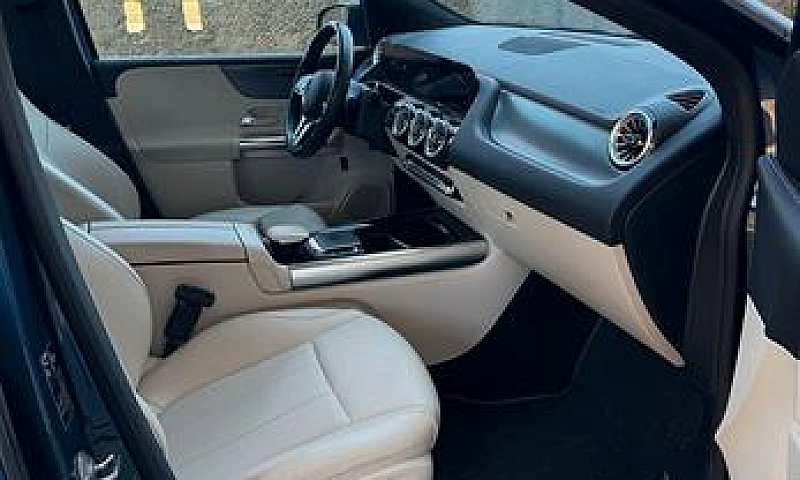 Mercedes-Benz B180 2...