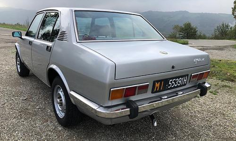 Alfa Romeo Alfetta 1...