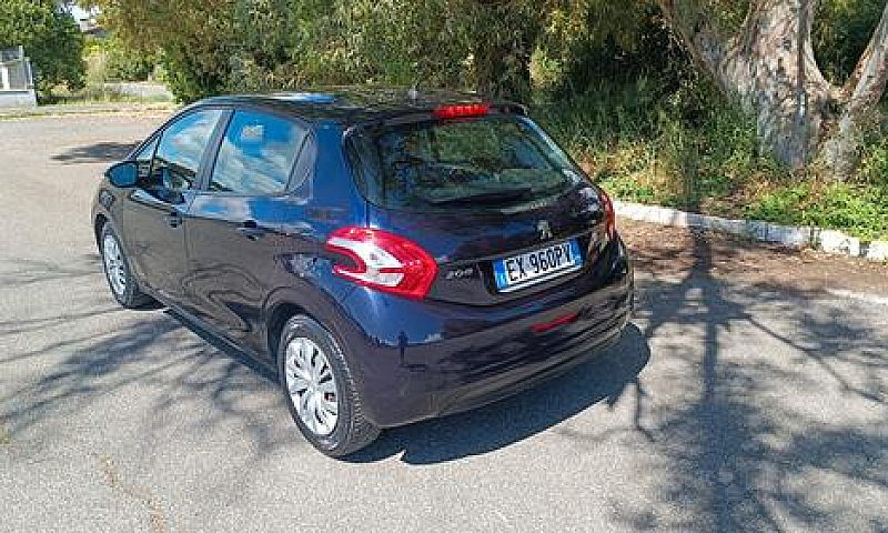 Peugeot 208 Puretech...