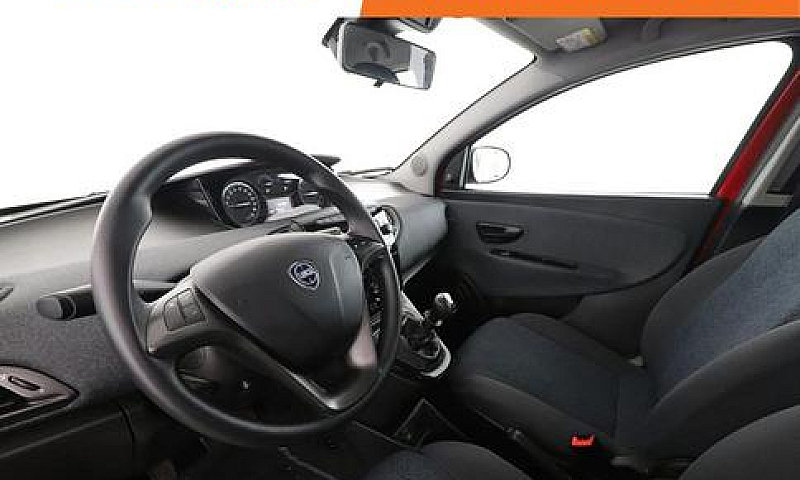 Lancia Ypsilon Lp441...