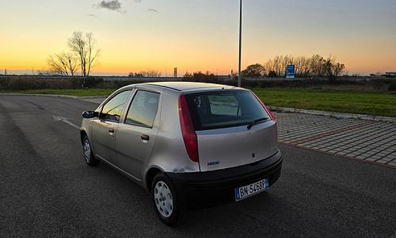 Fiat Punto 1.2I Cat ...