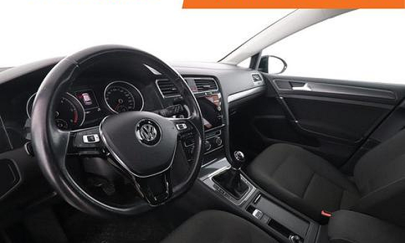 Volkswagen Golf Hb78...